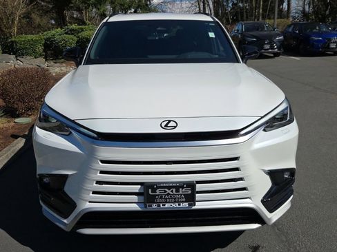 New 2026 Lexus TX 500h AWD image 9