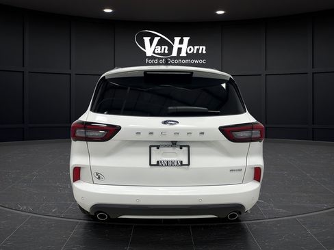 Used 2024 Ford Escape ST-Line w/ Tech Pack #1 AWD/4WD image 6