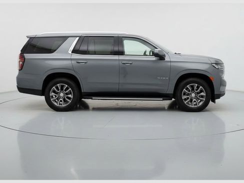 Used 2022 Chevrolet Tahoe LT w/ LT Signature Plus Package image 11
