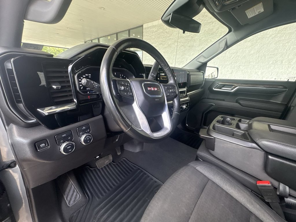 Used 2024 GMC Sierra 1500 Elevation AWD/4WD image 10