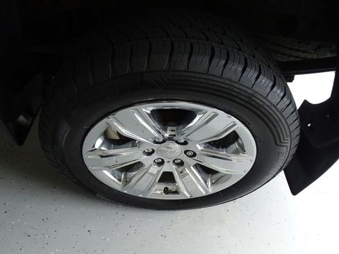 Used 2018 GMC Sierra 1500 SLT AWD/4WD image 30