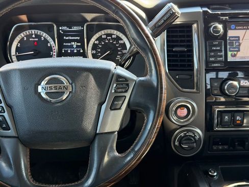 Used 2017 Nissan Titan Platinum Reserve image 18