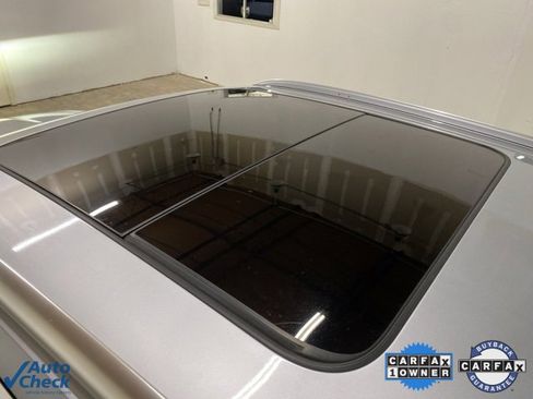 Used 2023 Audi e-tron Premium Plus w/ Premium Plus Package image 99