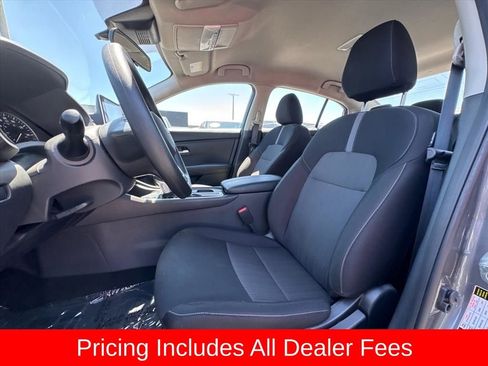 Used 2025 Nissan Sentra SV w/ Trunk Package FWD image 14