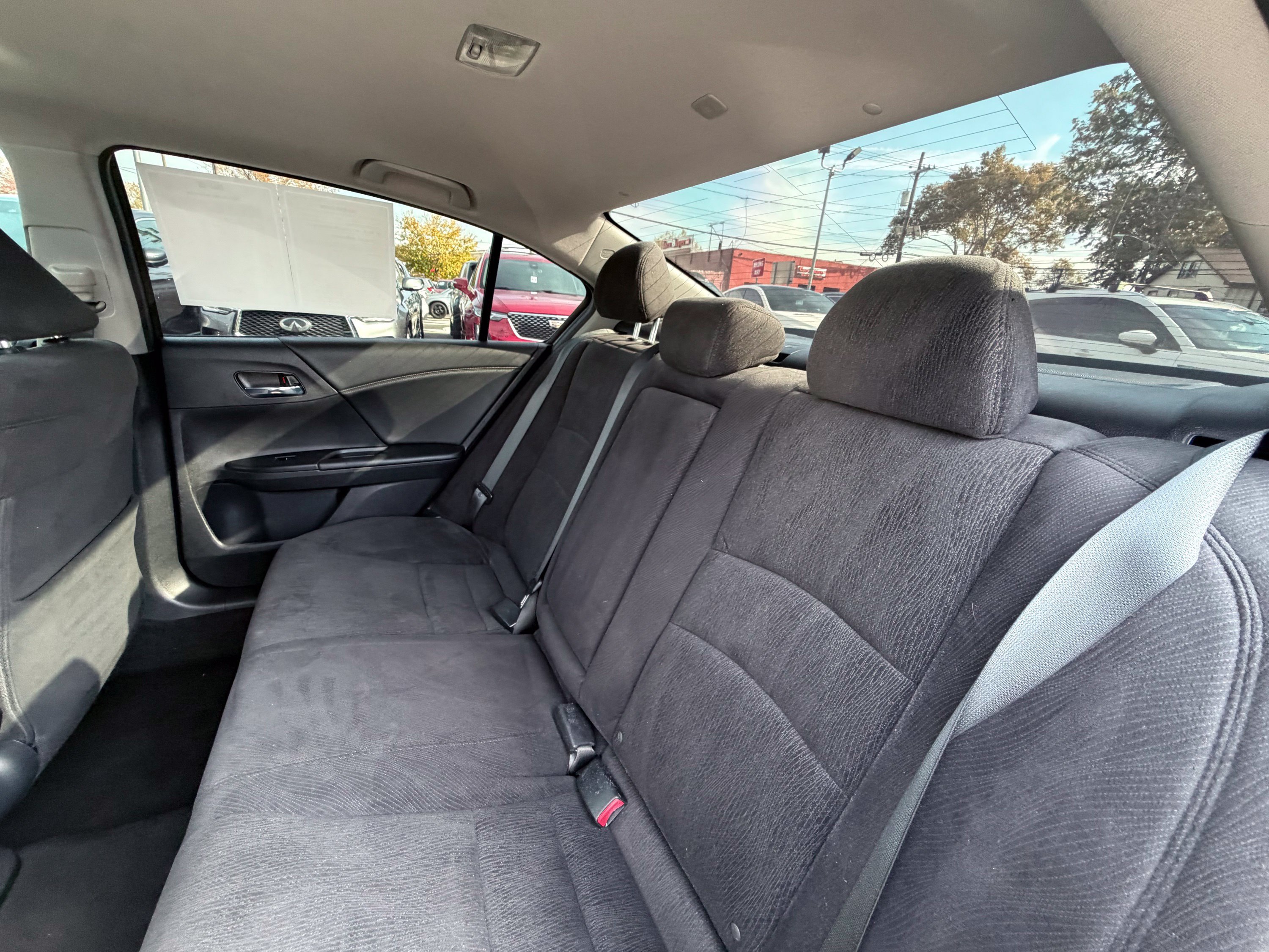 Used 2015 Honda Accord EX image 19