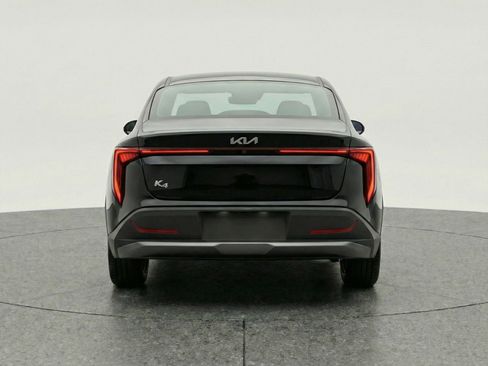 Used 2025 Kia K4 LXS FWD image 7