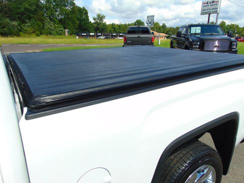 Used 2018 GMC Sierra 1500 SLT AWD/4WD image 24