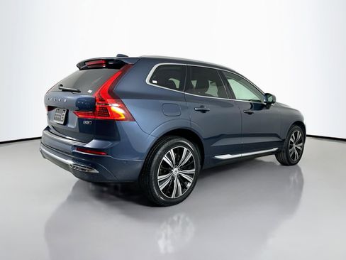 Used 2023 Volvo XC60 B5 Plus image 6
