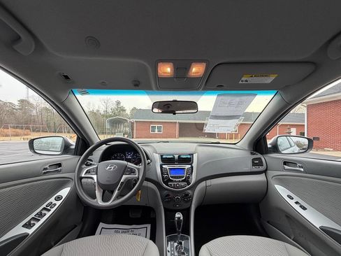 Used 2013 Hyundai Accent GLS w/ Premium Pkg FWD image 14