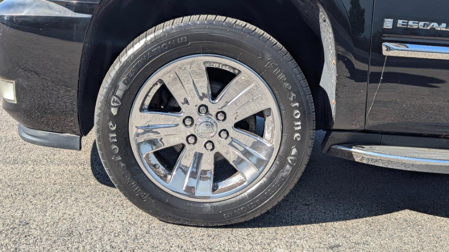 Used 2008 Cadillac Escalade AWD image 25