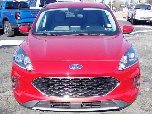 Used 2020 Ford Escape SE image 11