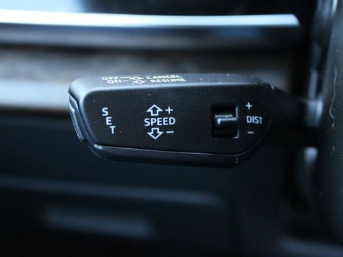 New 2025 Audi Q7 3.0T Prestige image 29