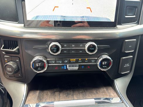 Used 2021 Ford F150 Lariat AWD/4WD image 15