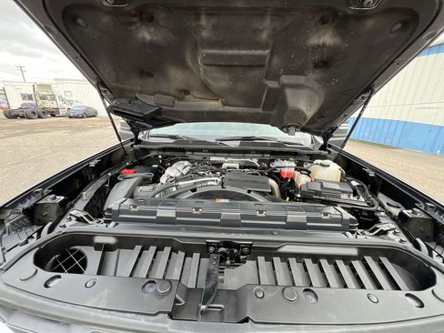 Certified 2024 Chevrolet Silverado 3500 LT w/ Convenience Package image 30