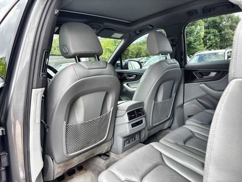 Used 2018 Audi Q7 3.0T Premium Plus w/ Premium Plus Package AWD/4WD image 18