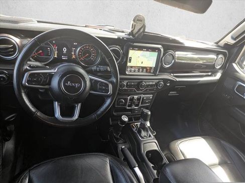 Used 2019 Jeep Wrangler Unlimited Sahara AWD/4WD image 16