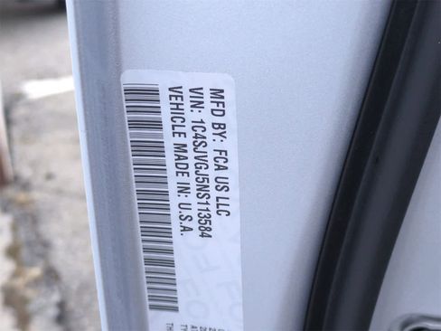 Used 2022 Jeep Grand Wagoneer Series III image 36