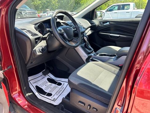 Used 2015 Ford Escape SE FWD image 13