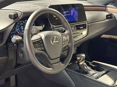Certified 2023 Lexus ES 250 w/ Premium Package image 26