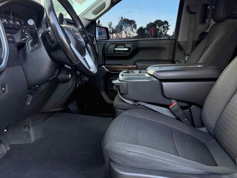 Used 2020 GMC Sierra 1500 Elevation w/ Elevation Value Package RWD image 18