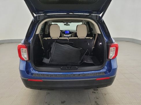 Used 2021 Ford Explorer XLT image 29
