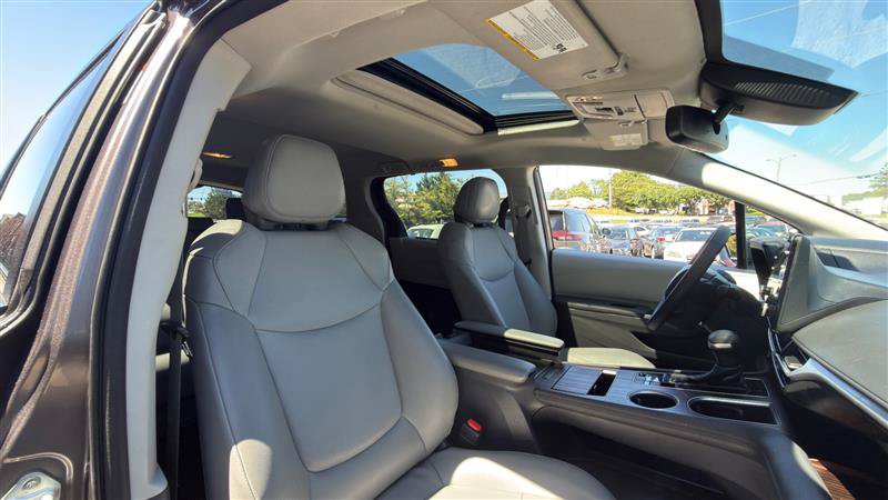 Used 2021 Toyota Sienna XLE AWD/4WD image 17