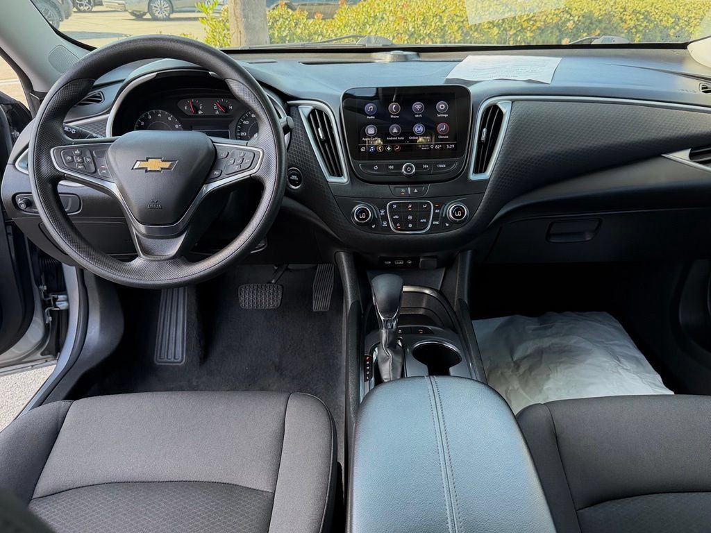 Used 2024 Chevrolet Malibu LT FWD image 21