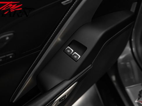 Used 2016 Chevrolet Corvette Z06 w/ 3LZ Preferred Equipment Group image 28