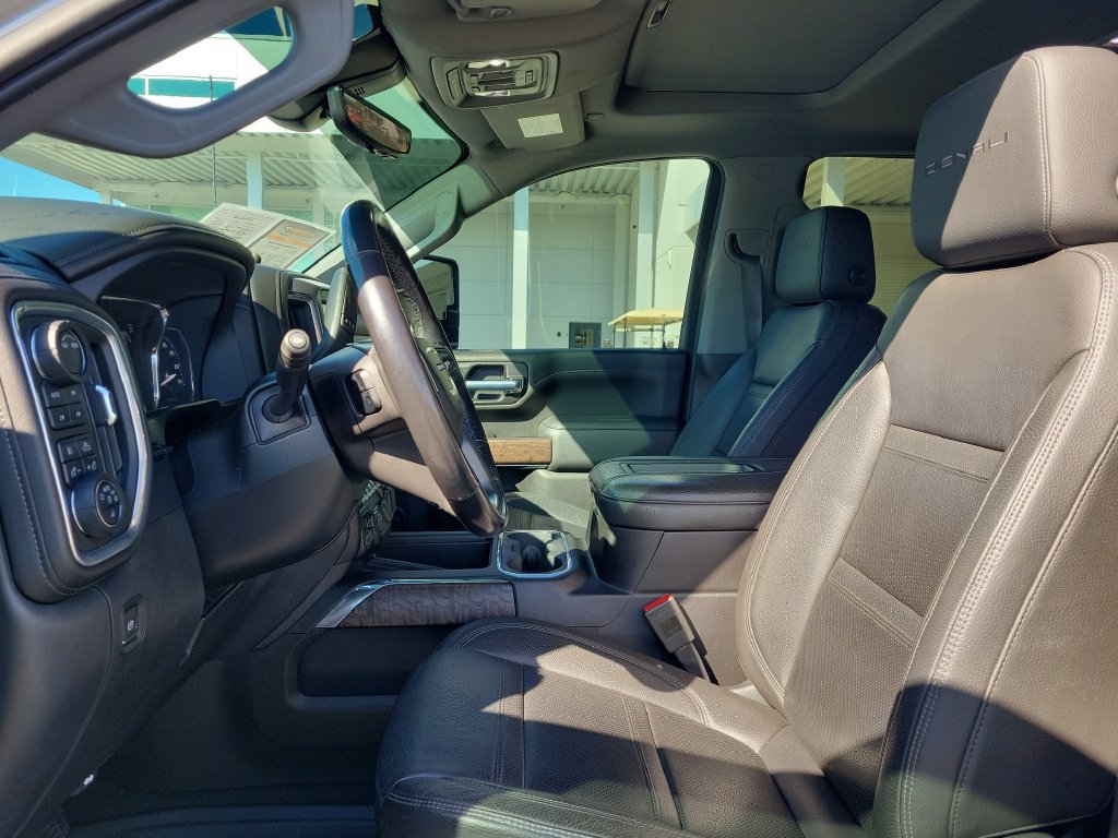 Used 2020 GMC Sierra 2500 Denali w/ Denali Ultimate Package AWD/4WD image 14