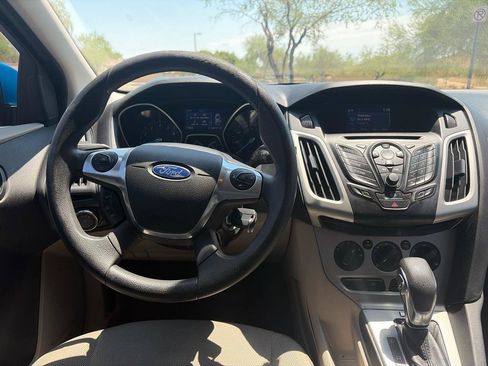 Used 2014 Ford Focus SE FWD image 24