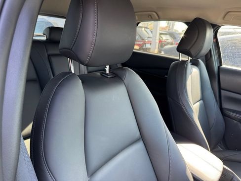 Used 2025 MAZDA CX-30 AWD 2.5 S w/ Select Sport Pkg image 2