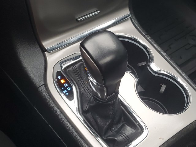 Used 2021 Jeep Grand Cherokee Laredo X AWD/4WD image 27