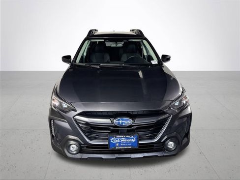 Used 2024 Subaru Outback Premium AWD/4WD image 3
