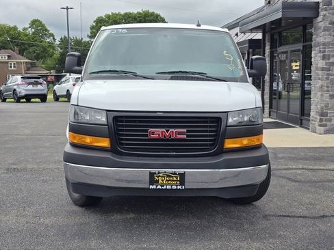 Used 2023 Chevrolet Express 2500 w/ Driver Convenience Package image 2
