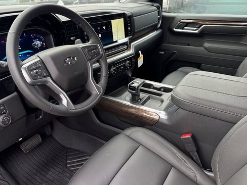 New 2026 Chevrolet Silverado 1500 LT Trail Boss w/ LT Trail Boss Premium Package AWD/4WD image 10