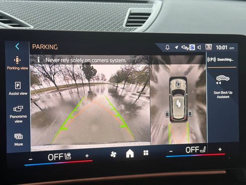 Certified 2025 BMW X1 xDrive28i w/ Premium Package image 22