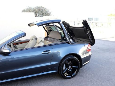 Used 2008 Mercedes-Benz SL 55 AMG image 70