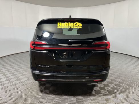Used 2025 Chrysler Pacifica Select FWD image 7