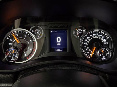 Used 2021 RAM 5500 Tradesman image 21