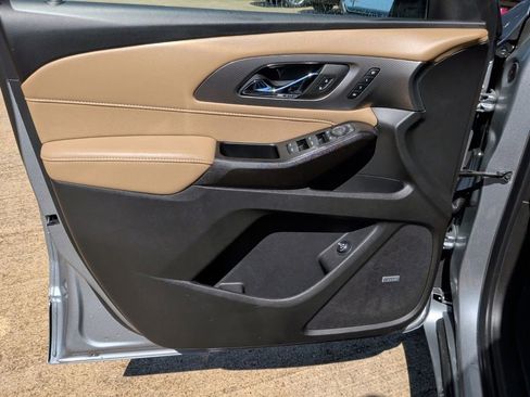 Used 2023 Chevrolet Traverse Premier w/ LPO, Floor Liner Package FWD image 10