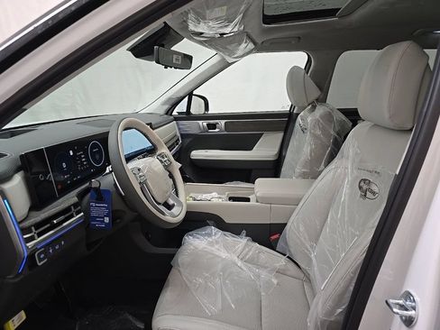 Used 2026 Hyundai Santa Fe Calligraphy AWD/4WD image 8