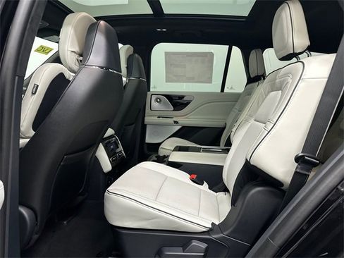 New 2026 Lincoln Aviator Black Label w/ Dynamic Handling Package image 20