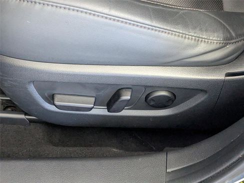 Used 2021 MAZDA CX-30 AWD 2.5 S w/ Premium Package image 12