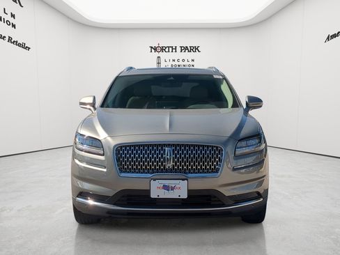 Used 2023 Lincoln Nautilus Reserve w/ Equipment Group 201A AWD/4WD image 8