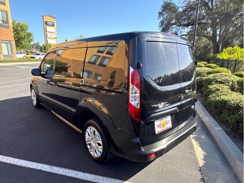 Used 2021 Ford Transit Connect XLT FWD image 9