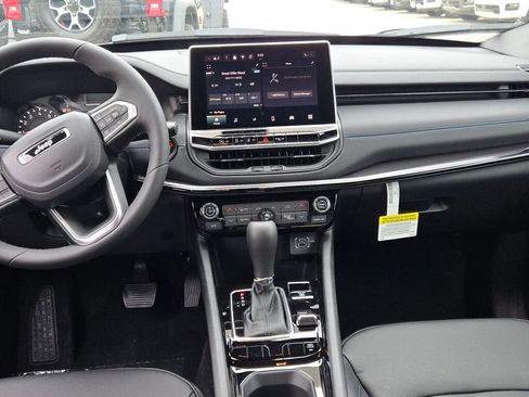 New 2026 Jeep Compass Limited image 20
