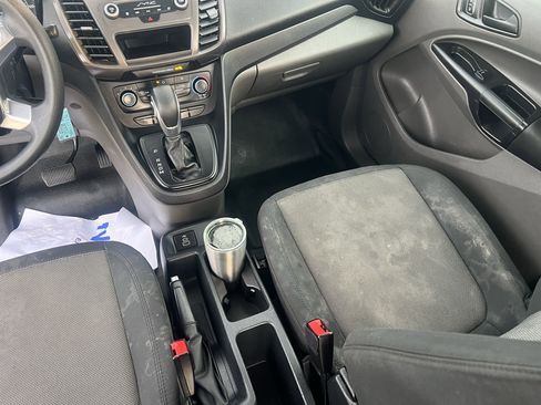 Used 2022 Ford Transit Connect XL image 25