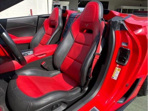 Used 2017 Chevrolet Corvette Z06 image 25