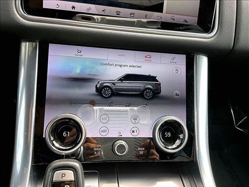 Used 2019 Land Rover Range Rover Sport SE image 23