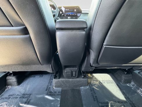 Used 2025 Chevrolet TrailBlazer ACTIV w/ Convenience Package FWD image 14